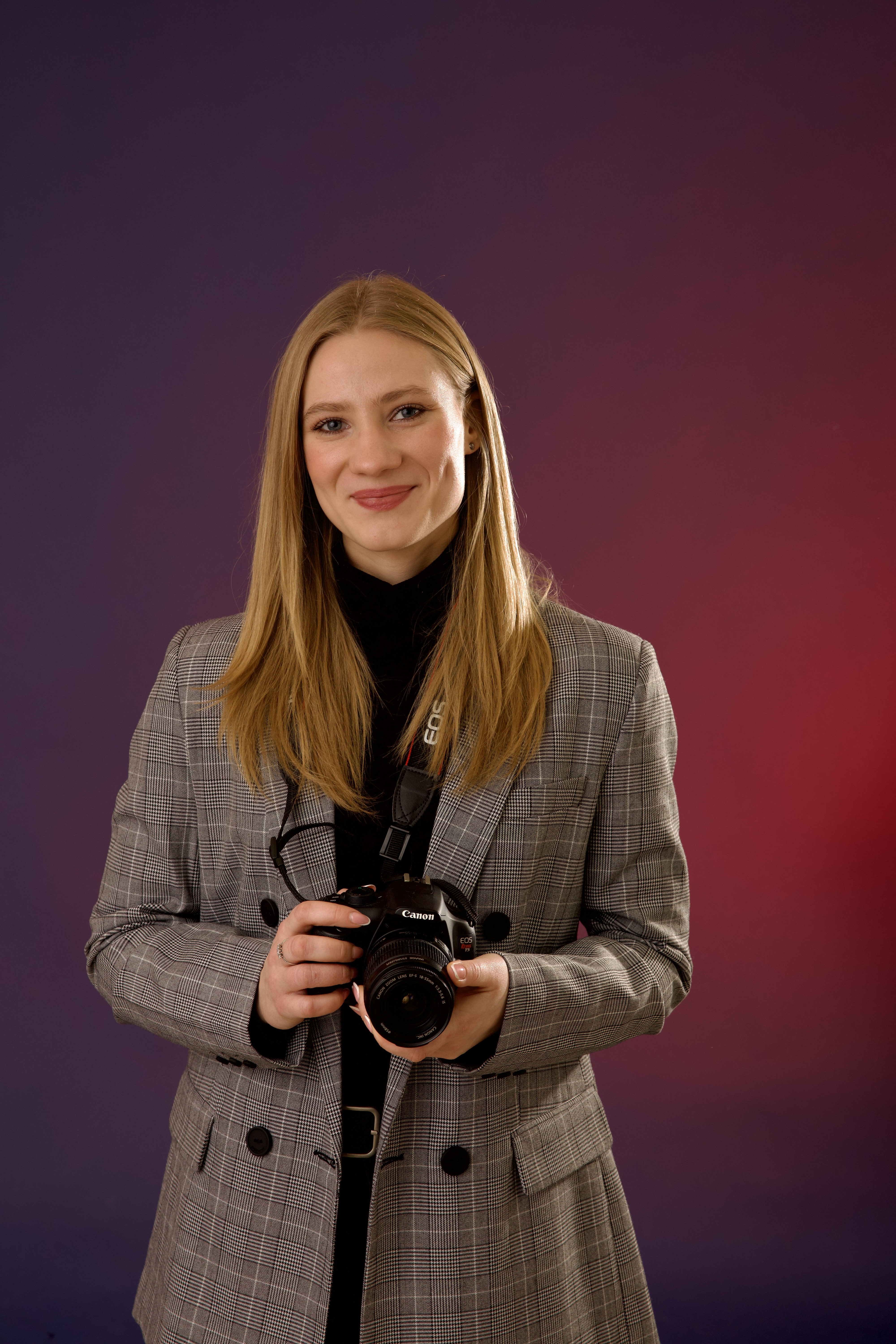 Alisa - Profesionali fotografė